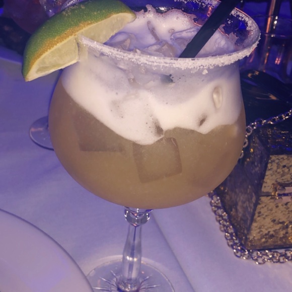 Meet your Posher, Ola - Picture 1 of 1